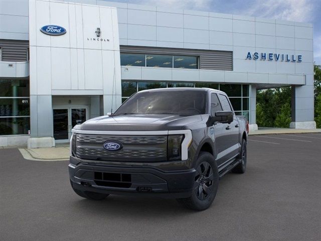 2024 Ford F-150 Lightning LARIAT