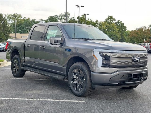 2024 Ford F-150 Lightning LARIAT