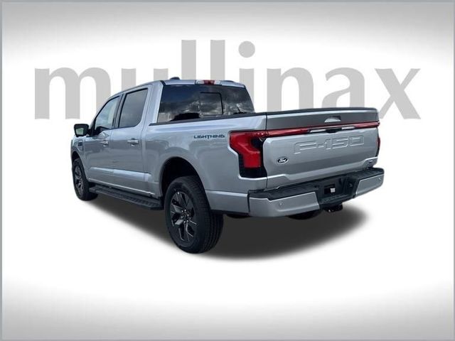 2024 Ford F-150 Lightning LARIAT