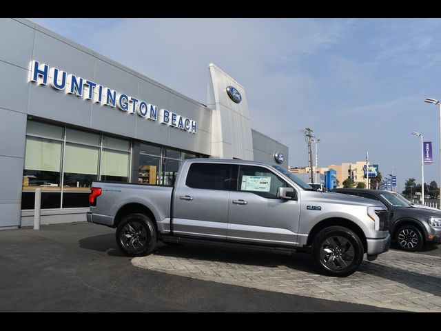 2024 Ford F-150 Lightning LARIAT