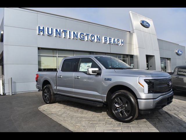 2024 Ford F-150 Lightning LARIAT