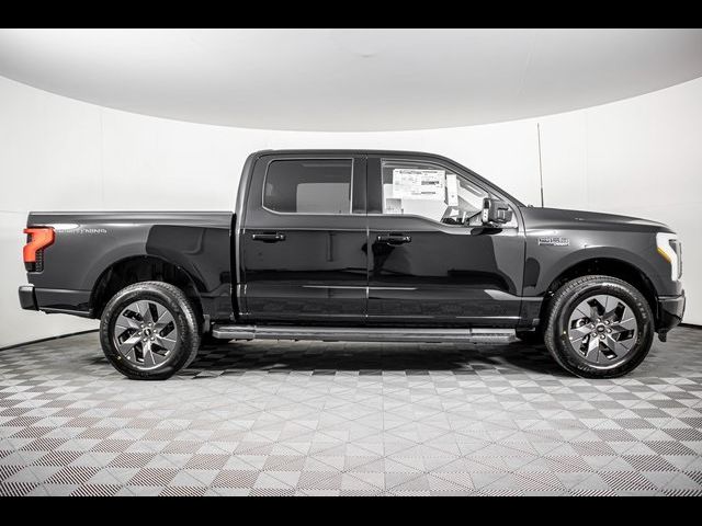 2024 Ford F-150 Lightning LARIAT