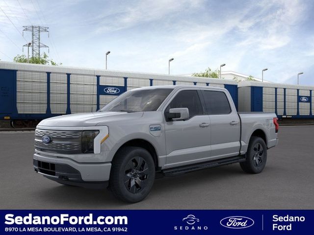 2024 Ford F-150 Lightning LARIAT