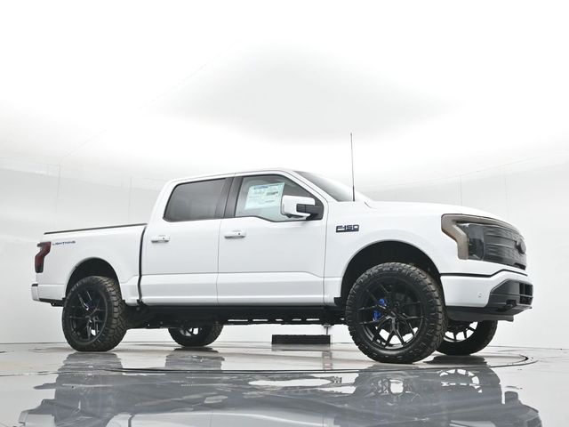 2024 Ford F-150 Lightning LARIAT