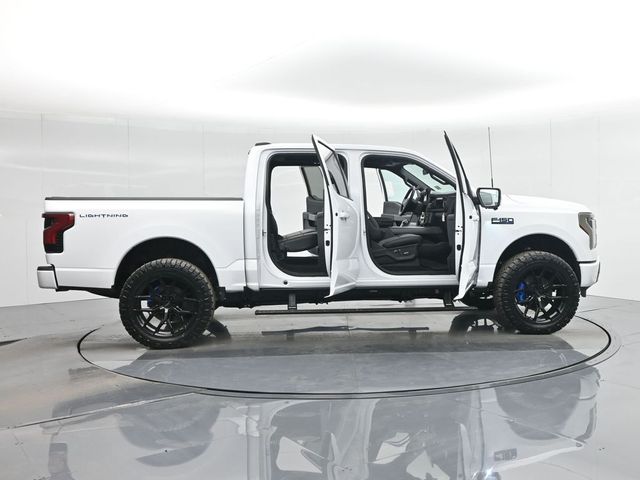 2024 Ford F-150 Lightning LARIAT