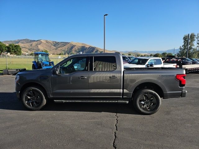 2024 Ford F-150 Lightning LARIAT