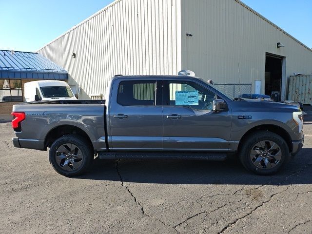 2024 Ford F-150 Lightning LARIAT