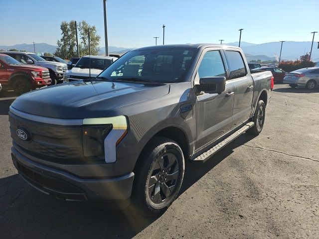 2024 Ford F-150 Lightning LARIAT