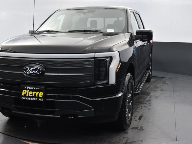 2024 Ford F-150 Lightning LARIAT