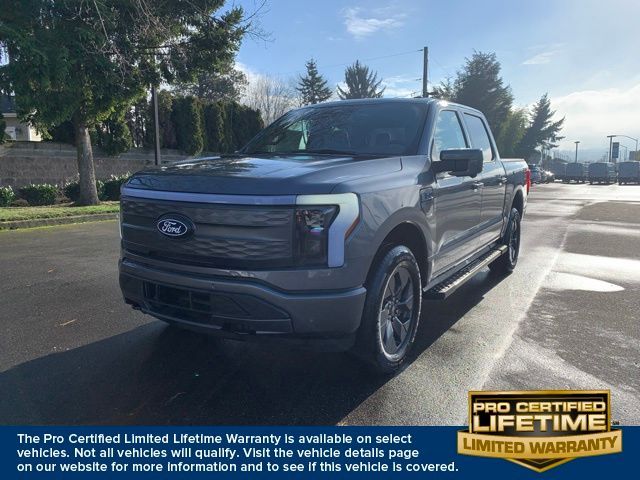 2024 Ford F-150 Lightning LARIAT