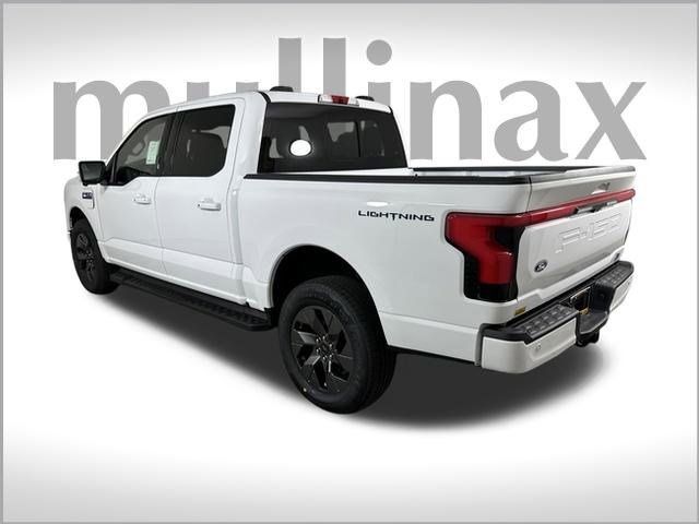 2024 Ford F-150 Lightning LARIAT