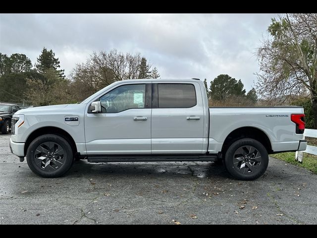 2024 Ford F-150 Lightning LARIAT