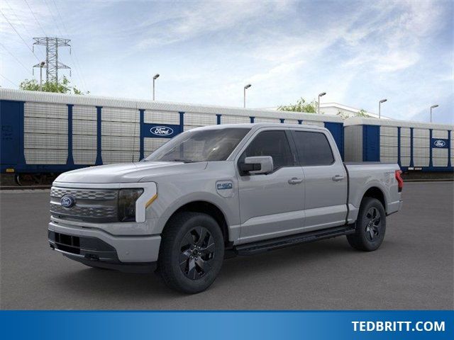 2024 Ford F-150 Lightning LARIAT