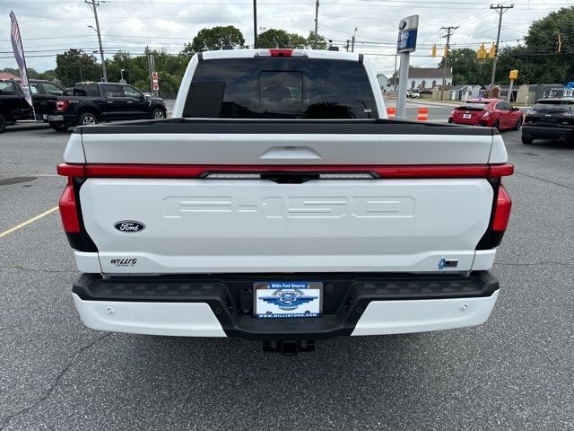 2024 Ford F-150 Lightning LARIAT