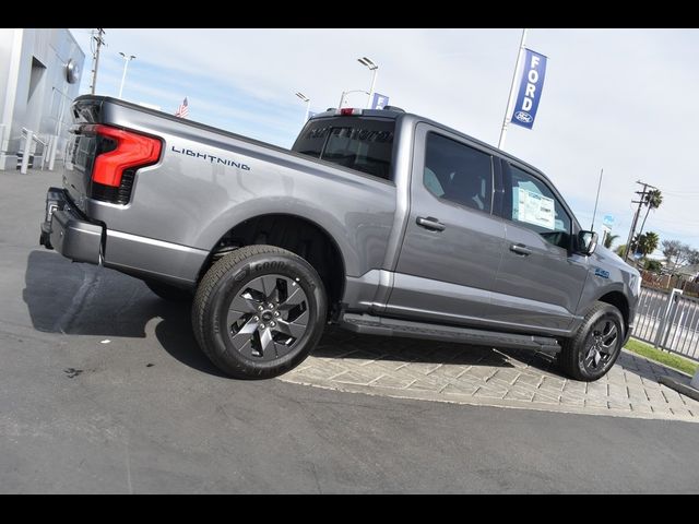 2024 Ford F-150 Lightning LARIAT