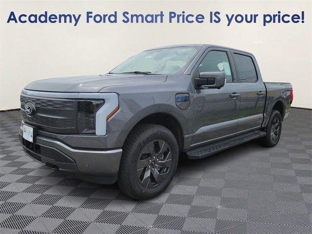 2024 Ford F-150 Lightning LARIAT