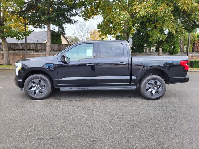 2024 Ford F-150 Lightning LARIAT