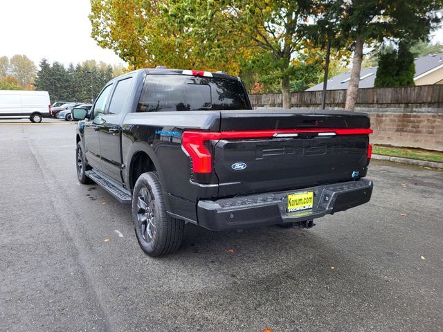 2024 Ford F-150 Lightning LARIAT