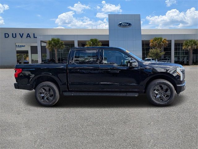 2024 Ford F-150 Lightning LARIAT