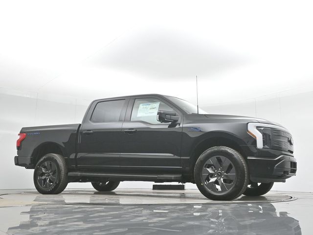 2024 Ford F-150 Lightning LARIAT