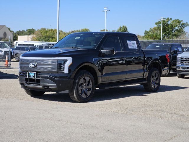 2024 Ford F-150 Lightning LARIAT