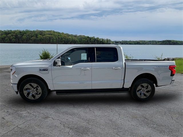 2024 Ford F-150 Lightning LARIAT