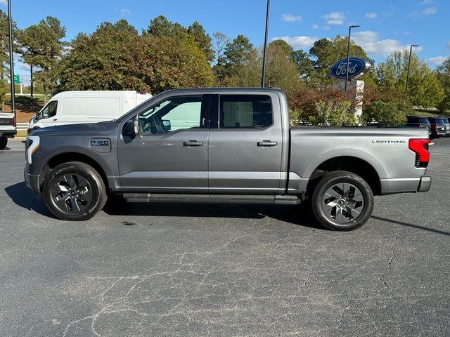 2024 Ford F-150 Lightning LARIAT