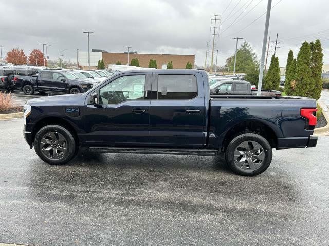 2024 Ford F-150 Lightning LARIAT