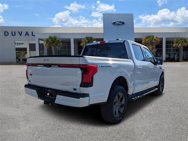 2024 Ford F-150 Lightning LARIAT