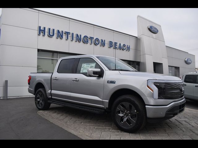 2024 Ford F-150 Lightning LARIAT