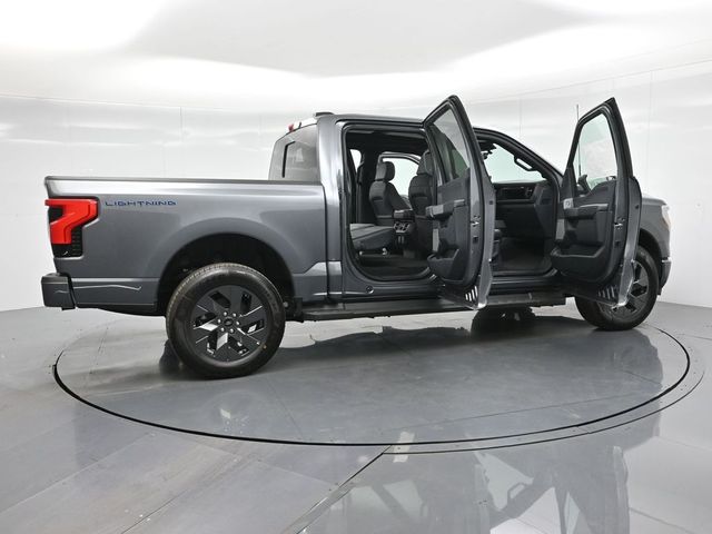 2024 Ford F-150 Lightning LARIAT