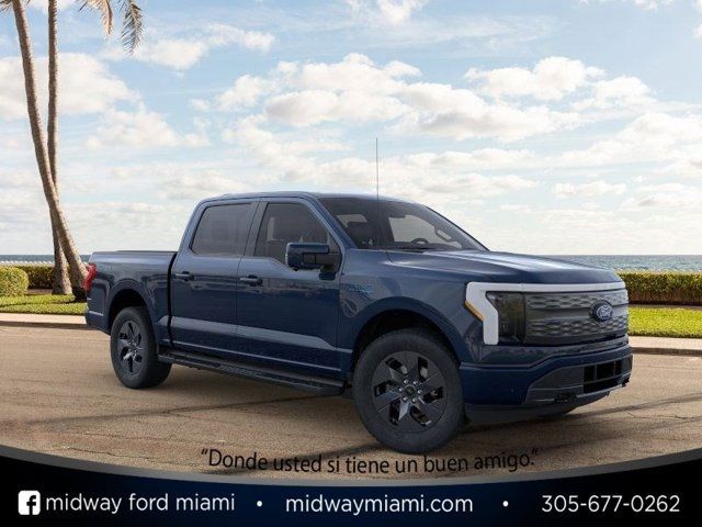 2024 Ford F-150 Lightning LARIAT