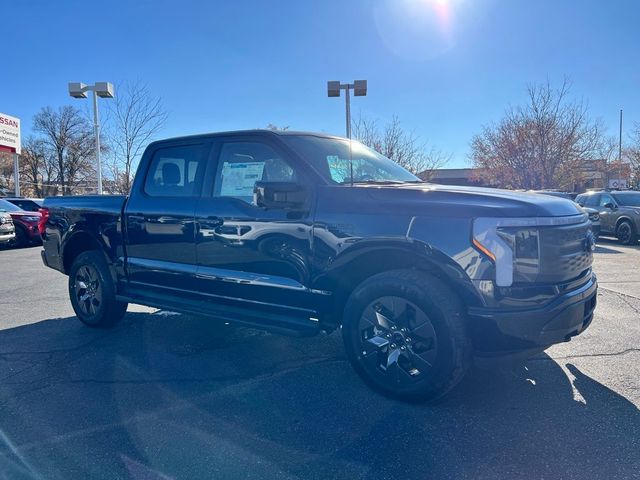 2024 Ford F-150 Lightning LARIAT