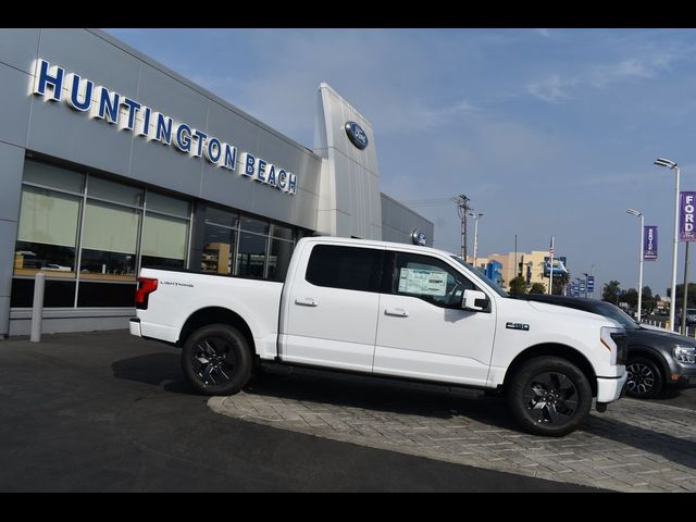 2024 Ford F-150 Lightning LARIAT