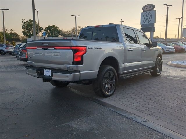 2024 Ford F-150 Lightning LARIAT