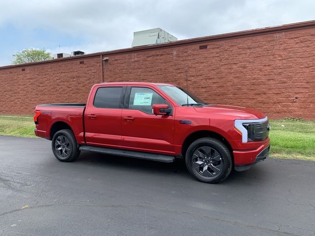 2024 Ford F-150 Lightning LARIAT