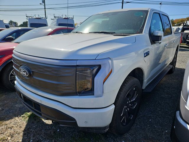 2024 Ford F-150 Lightning LARIAT