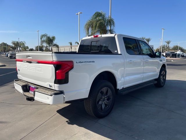 2024 Ford F-150 Lightning LARIAT