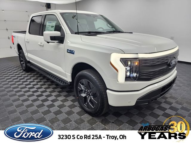 2024 Ford F-150 Lightning LARIAT