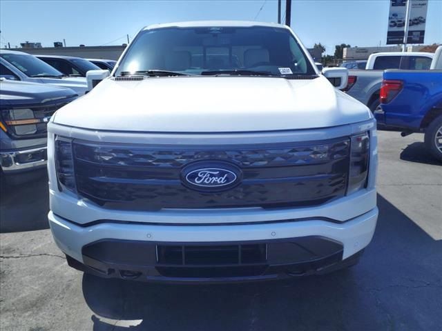 2024 Ford F-150 Lightning Platinum