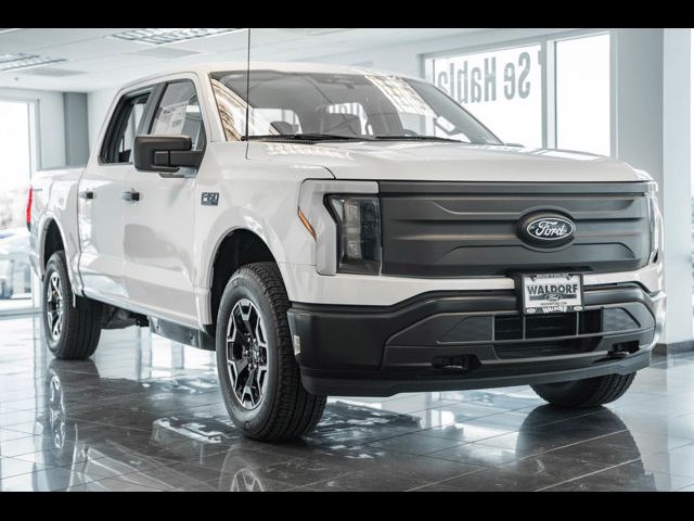 2024 Ford F-150 Lightning Pro