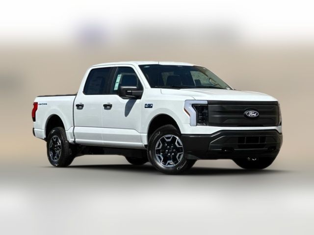 2024 Ford F-150 Lightning Pro