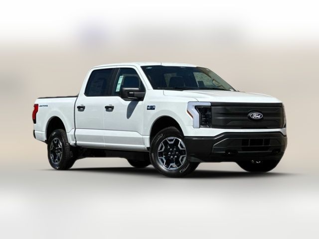 2024 Ford F-150 Lightning Pro