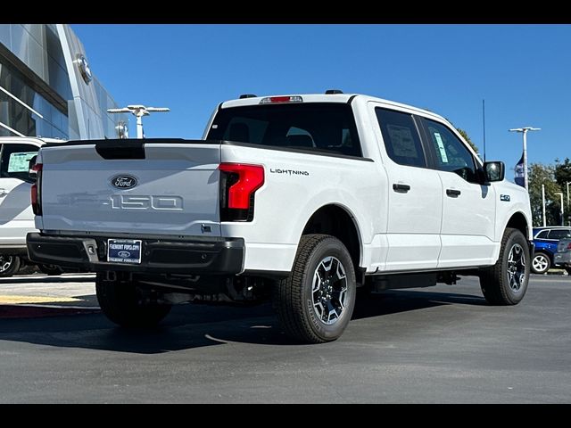 2024 Ford F-150 Lightning Pro