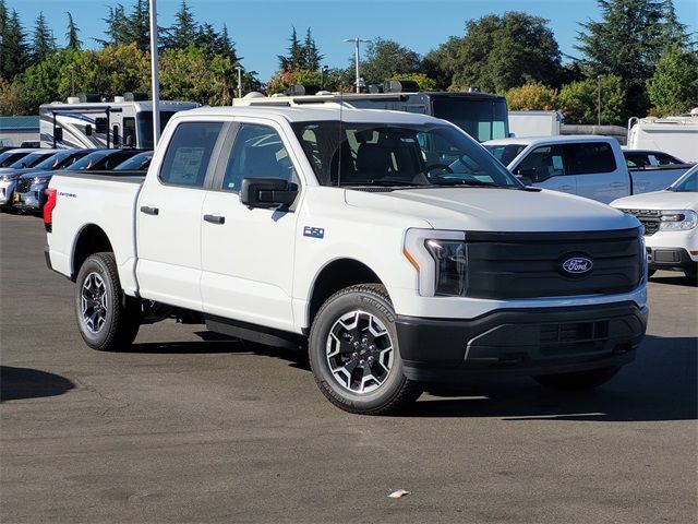 2024 Ford F-150 Lightning Pro