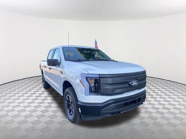 2024 Ford F-150 Lightning Pro