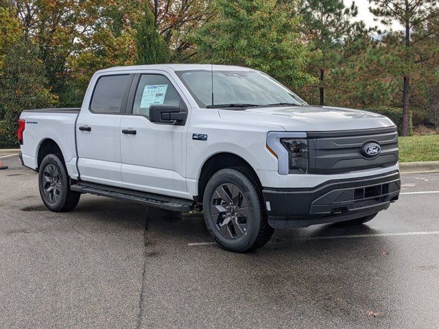 2024 Ford F-150 Lightning Pro