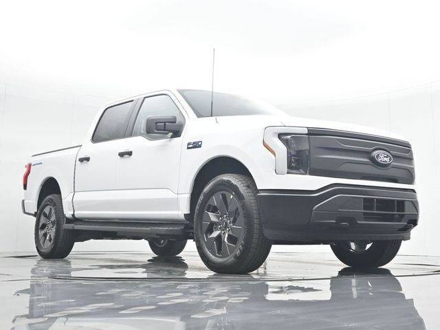 2024 Ford F-150 Lightning Pro