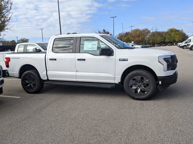 2024 Ford F-150 Lightning Pro