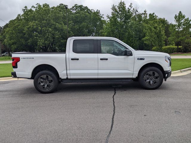 2024 Ford F-150 Lightning Pro